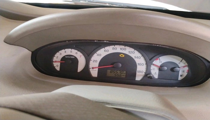 2013 Mahindra Quanto C6, Diesel, Manual, 85,570 km, interior