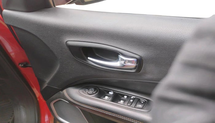 2018 Jeep Compass SPORT 2.0 DIESEL, Diesel, Manual, 1,48,053 km, interior