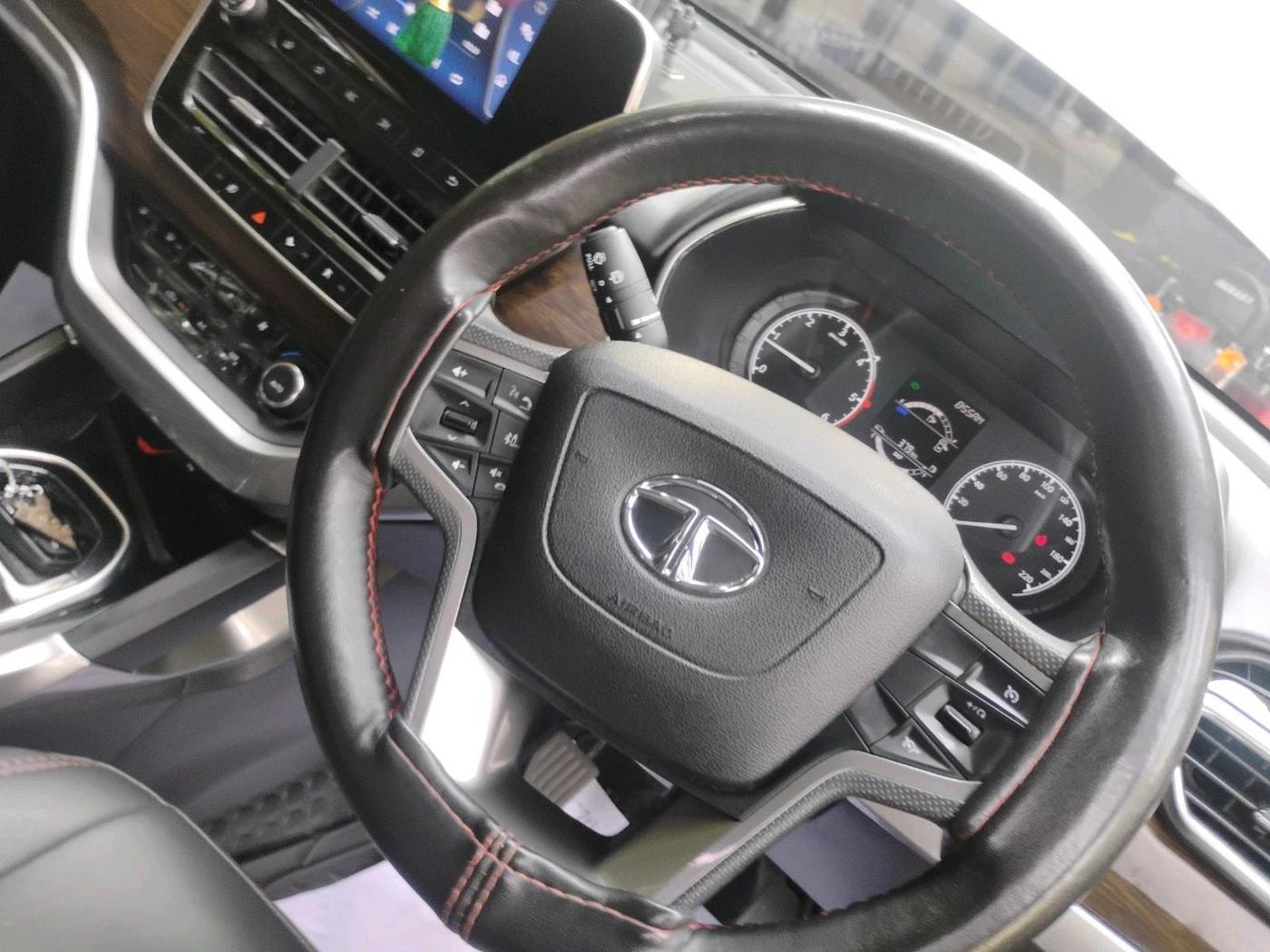 2021 Tata Harrier XT 2.0L KRYOTEC, Diesel, Manual, 60,603 km, interior