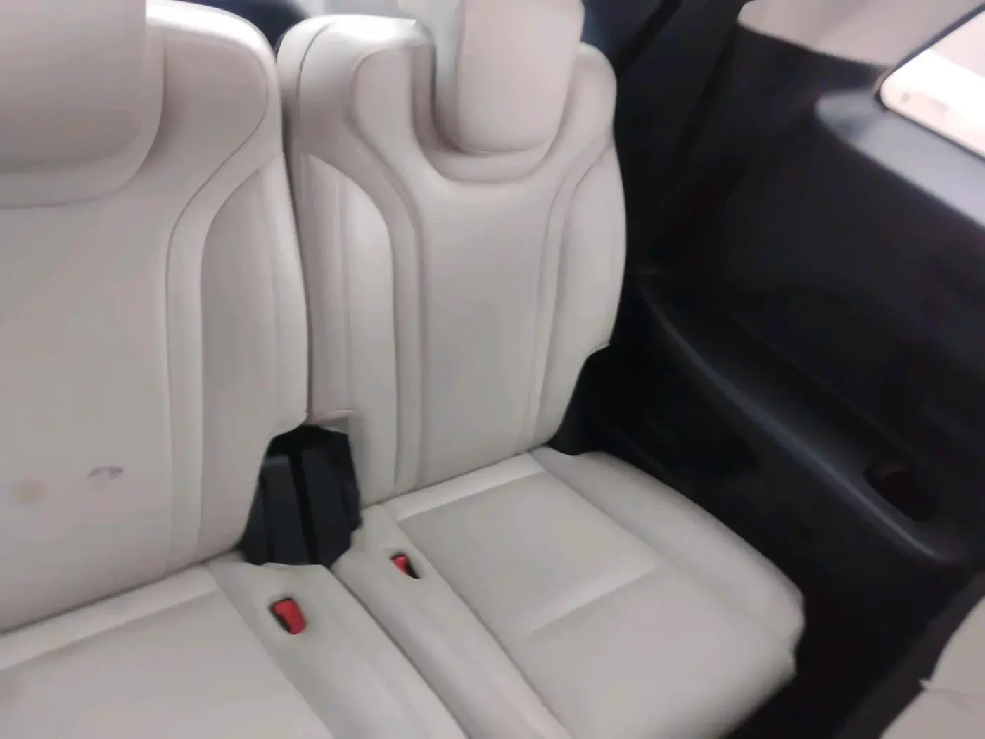 2023 Mahindra XUV700 AX 7 D AT 7 STR, Diesel, Automatic, 93,593 km, interior