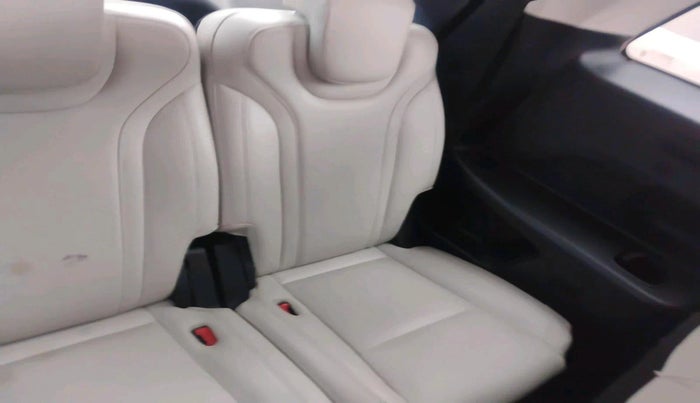 2023 Mahindra XUV700 AX 7 D AT 7 STR, Diesel, Automatic, 93,593 km, interior