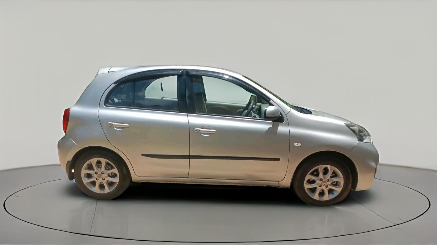 2013 Nissan Micra XV CVT, CNG, Automatic, 93,925 km, exterior