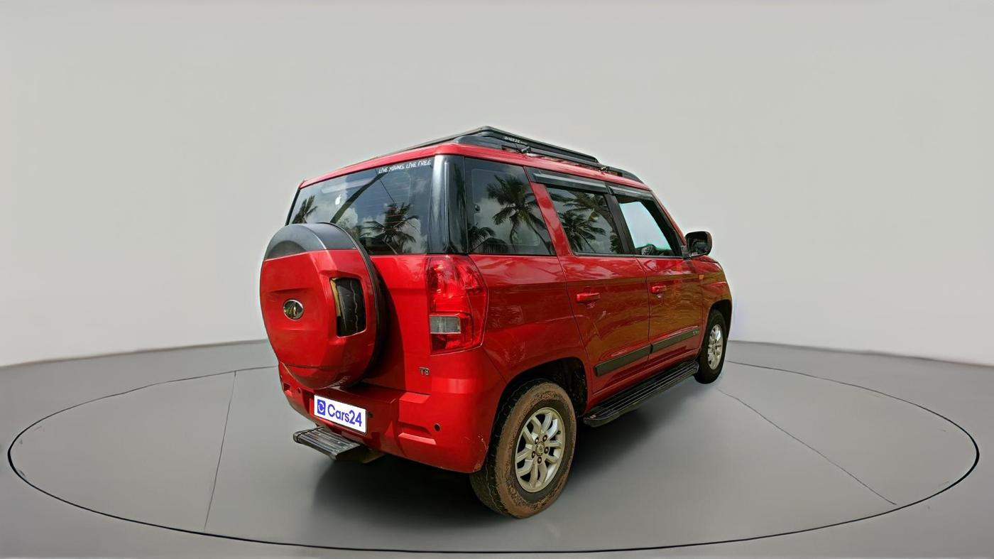 2017 Mahindra TUV300 T8, Diesel, Manual, 96,821 km, exterior