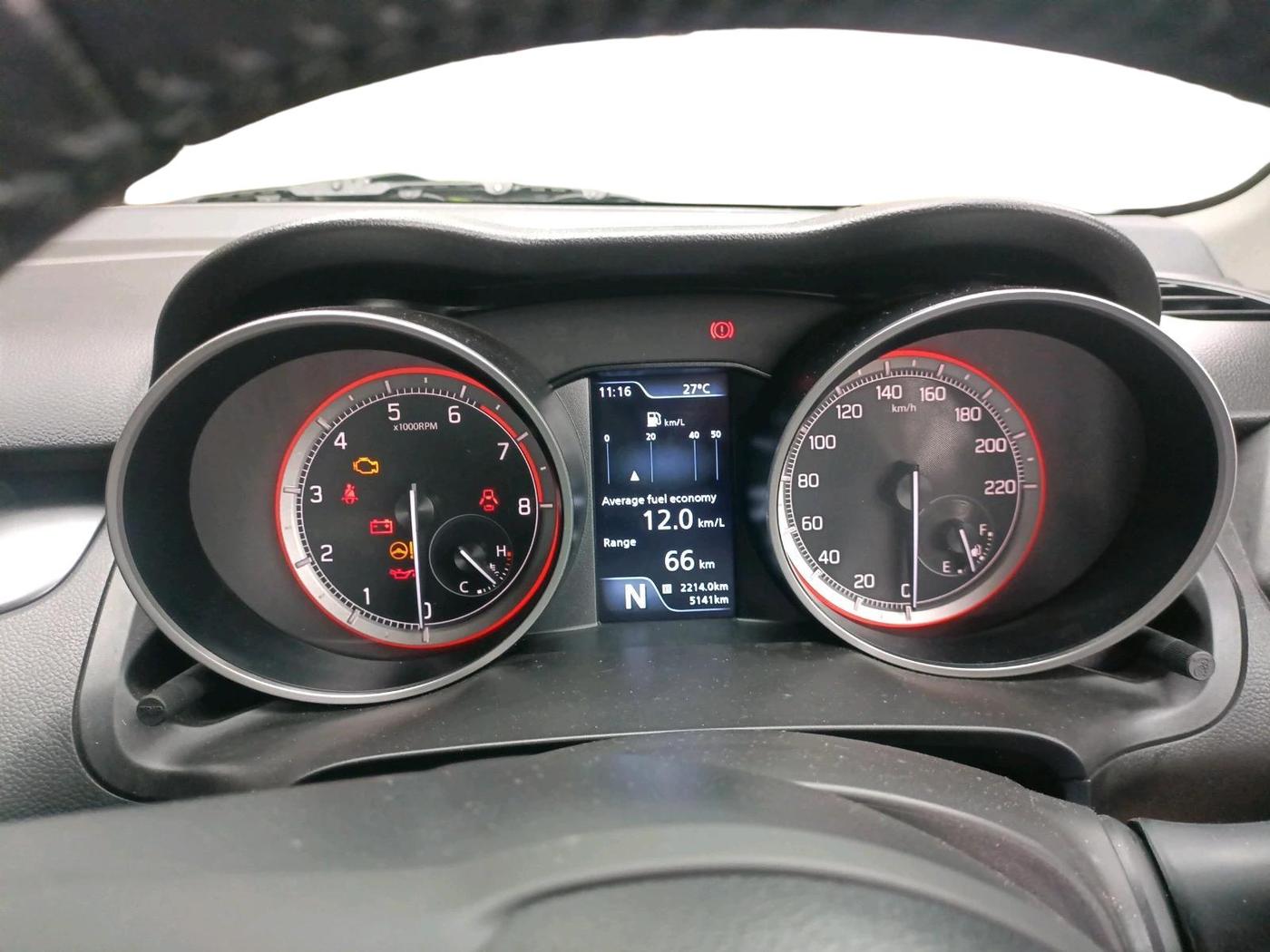 2023 Maruti Swift ZXI PLUS AMT, Petrol, Automatic, 5,141 km, interior
