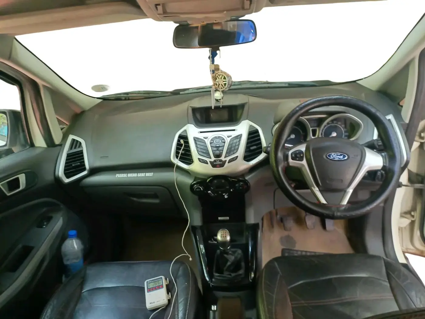 2013 Ford Ecosport TITANIUM 1.5L DIESEL, Diesel, Manual, 1,53,363 km, interior
