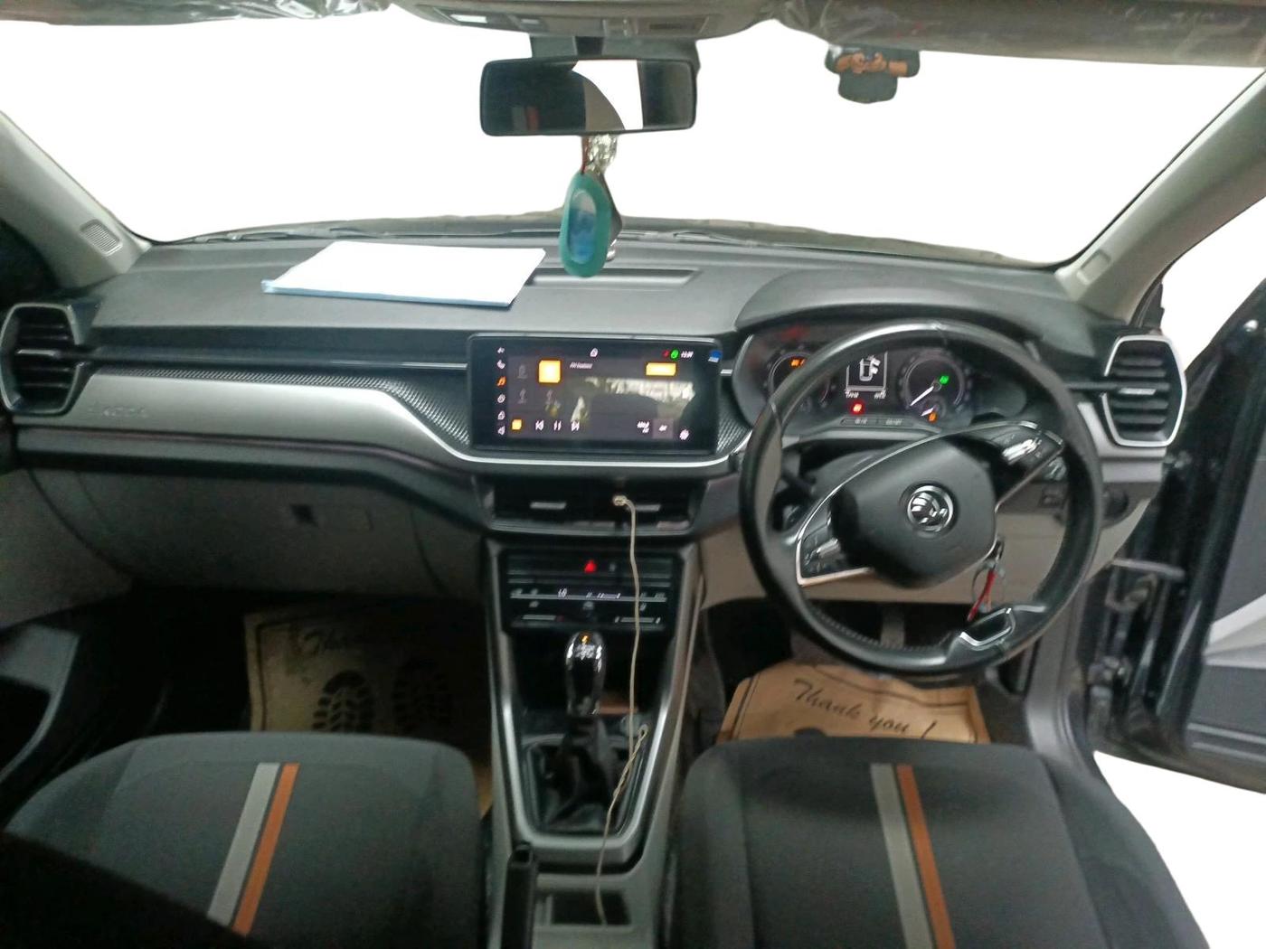 2022 Skoda KUSHAQ AMBITION 1.0L TSI AT, Petrol, Automatic, 17,918 km, interior