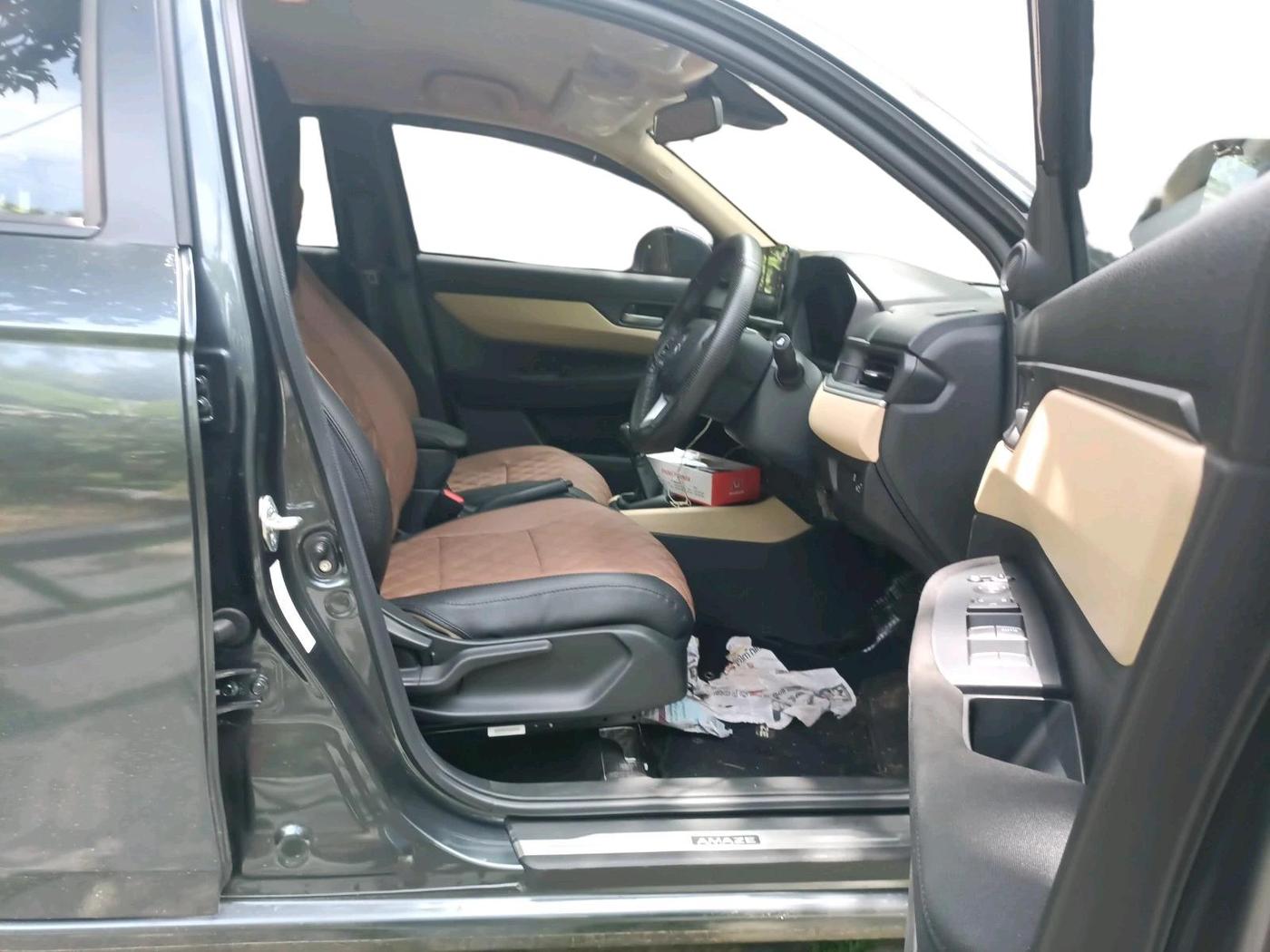 2026 Honda Amaze ZX 1.2 Petrol MT, Petrol, Manual, 1,455 km, interior