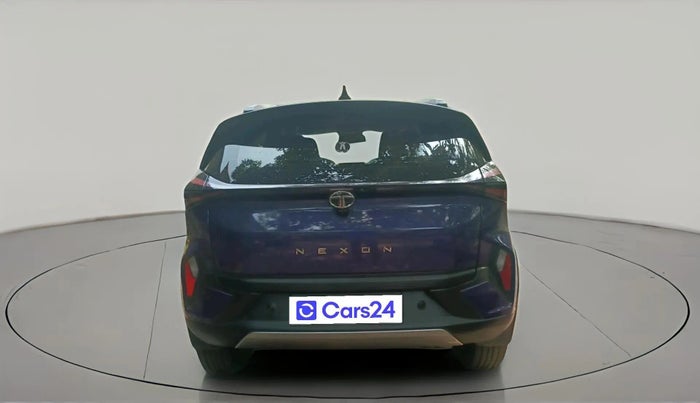 2023 Tata NEXON FEARLESS PURPLE + SUNROOF DUAL TONE 1.2 PETROL, Petrol, Manual, 71,658 km, exterior