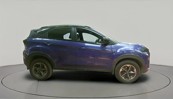 2023 Tata NEXON FEARLESS PURPLE + SUNROOF DUAL TONE 1.2 PETROL, Petrol, Manual, 71,658 km, exterior