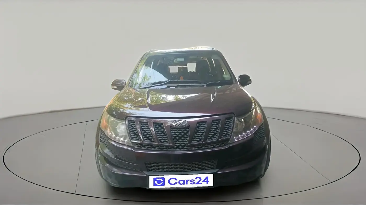 2014 Mahindra XUV500 W8, Diesel, Manual, 1,22,387 km, exterior