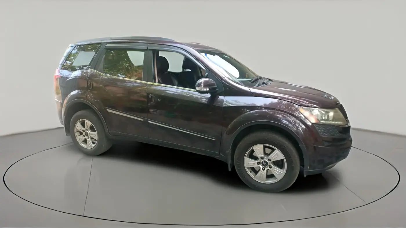 2014 Mahindra XUV500 W8, Diesel, Manual, 1,22,387 km, exterior