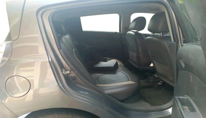 2011 Chevrolet Beat LT PETROL, Petrol, Manual, 44,359 km, interior