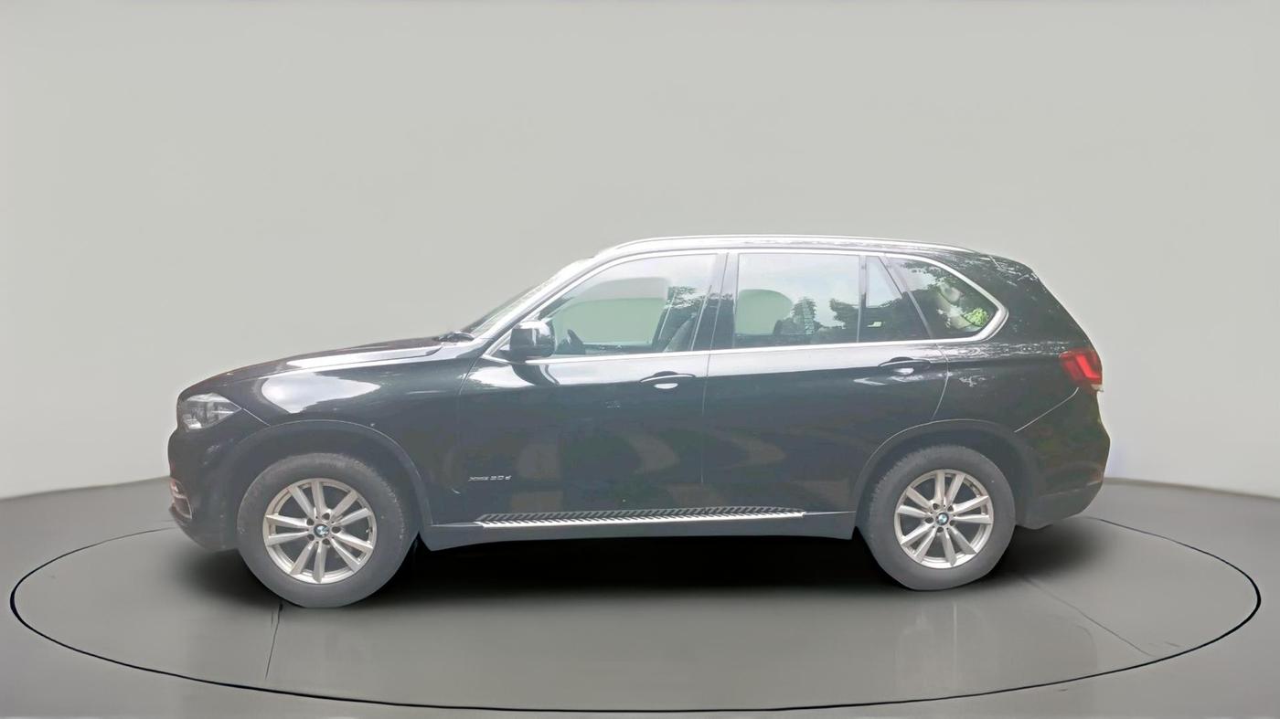 2015 BMW X5 XDRIVE 30 D, Diesel, Automatic, 1,13,126 km, exterior