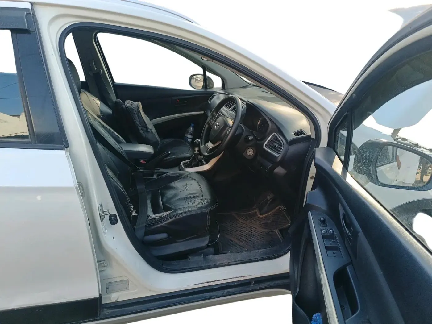 2015 Maruti S Cross DELTA 1.3, Diesel, Manual, 1,06,178 km, interior