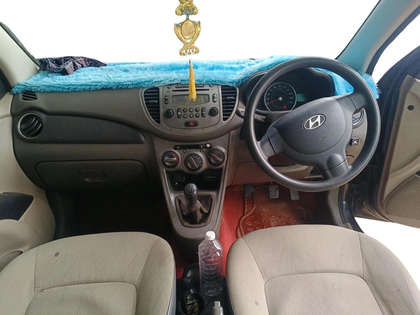 2011 Hyundai i10 SPORTZ 1.2, CNG, Manual, 52,036 km, interior