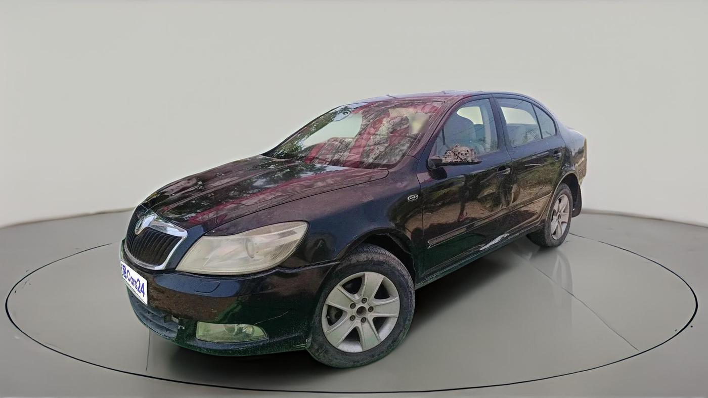 2011 Skoda Laura ELEGANCE 2.0 TDI CR AT, Diesel, Automatic, 2,77,425 km, exterior