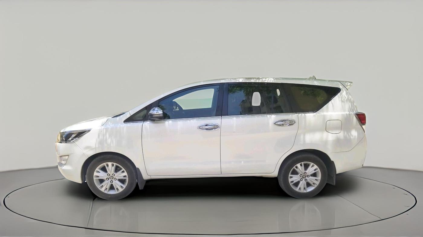 2019 Toyota Innova Crysta 2.4 ZX 7 STR, Diesel, Manual, 1,84,389 km, exterior