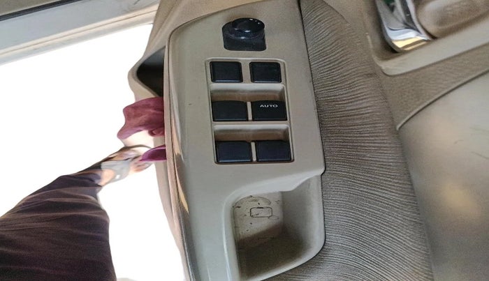 2014 Maruti Ertiga VDI, Diesel, Manual, 1,37,412 km, interior