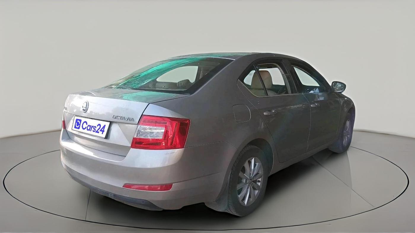 2016 Skoda Octavia 2.0 TDI CR STYLE PLUS AT, Diesel, Automatic, 1,74,284 km, exterior