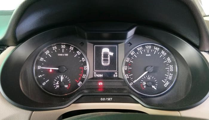2016 Skoda Octavia 2.0 TDI CR STYLE PLUS AT, Diesel, Automatic, 1,74,284 km, interior
