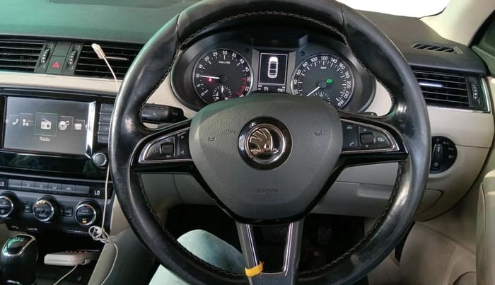 2016 Skoda Octavia 2.0 TDI CR STYLE PLUS AT, Diesel, Automatic, 1,74,284 km, interior