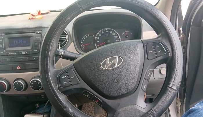 2016 Hyundai Grand i10 SPORTZ 1.2 KAPPA VTVT, CNG, Manual, 83,006 km, interior