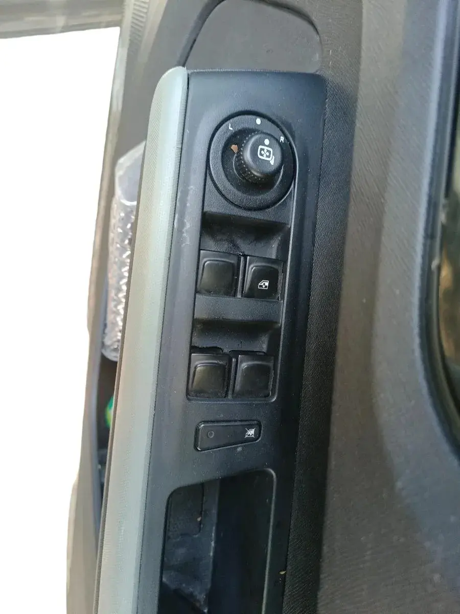 2024 Tata PUNCH Adventure Plus (S), Petrol, Manual, 19,000 km, interior