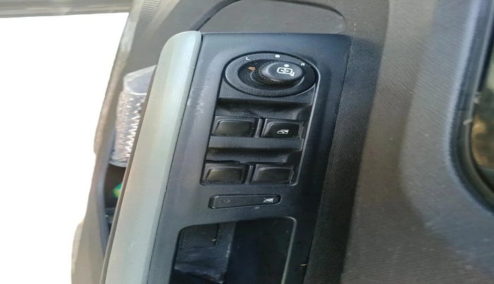 2024 Tata PUNCH Adventure Plus (S), Petrol, Manual, 19,000 km, interior