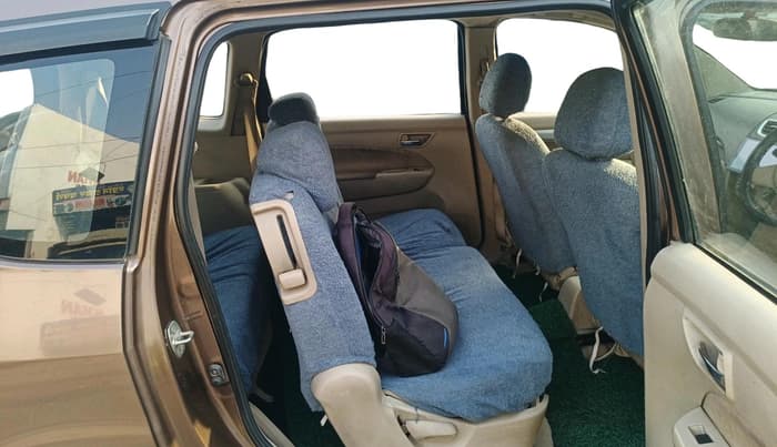 2012 Maruti Ertiga VDI, Diesel, Manual, 2,49,589 km, interior