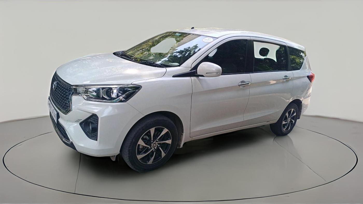 2024 Toyota RUMION V AT , Petrol, Automatic, 33,902 km, exterior