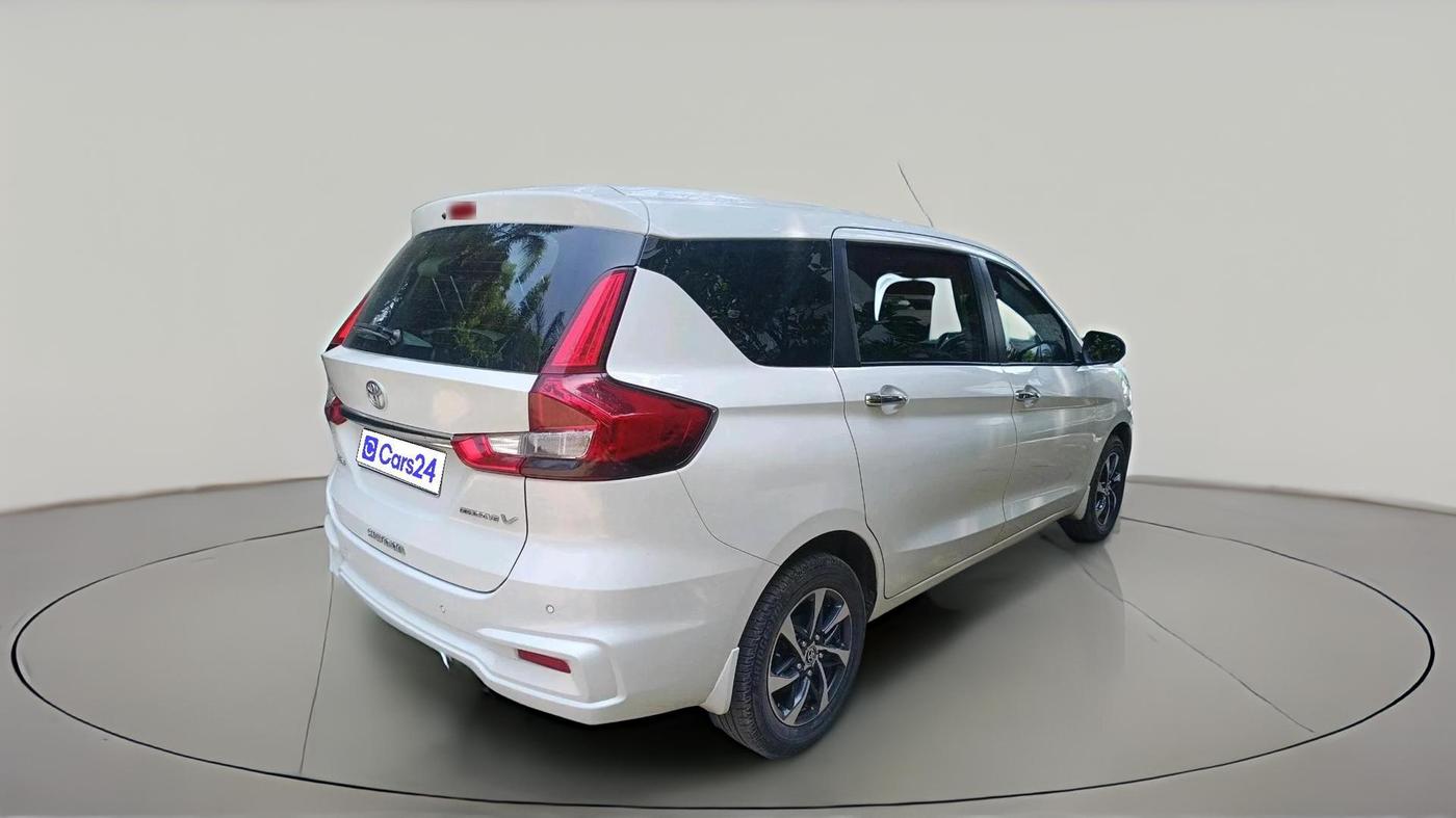 2024 Toyota RUMION V AT , Petrol, Automatic, 33,902 km, exterior