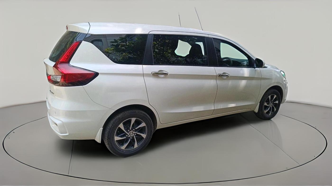 2024 Toyota RUMION V AT , Petrol, Automatic, 33,902 km, exterior