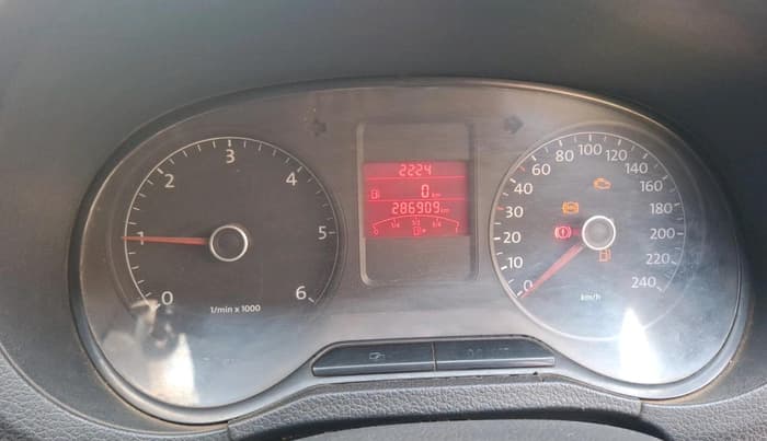 2011 Volkswagen Polo TRENDLINE 1.2L DIESEL, Diesel, Manual, 2,86,909 km, interior