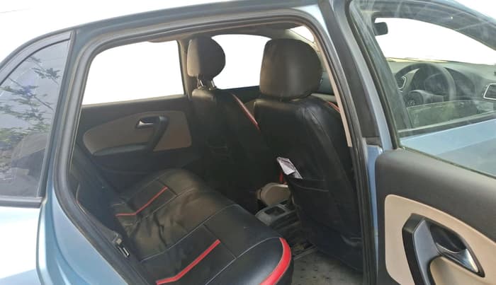 2011 Volkswagen Polo TRENDLINE 1.2L DIESEL, Diesel, Manual, 2,86,909 km, interior
