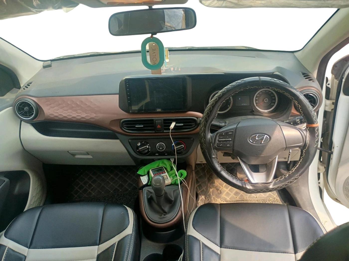 2022 Hyundai AURA S 1.2 CNG, CNG, Manual, 22,785 km, interior