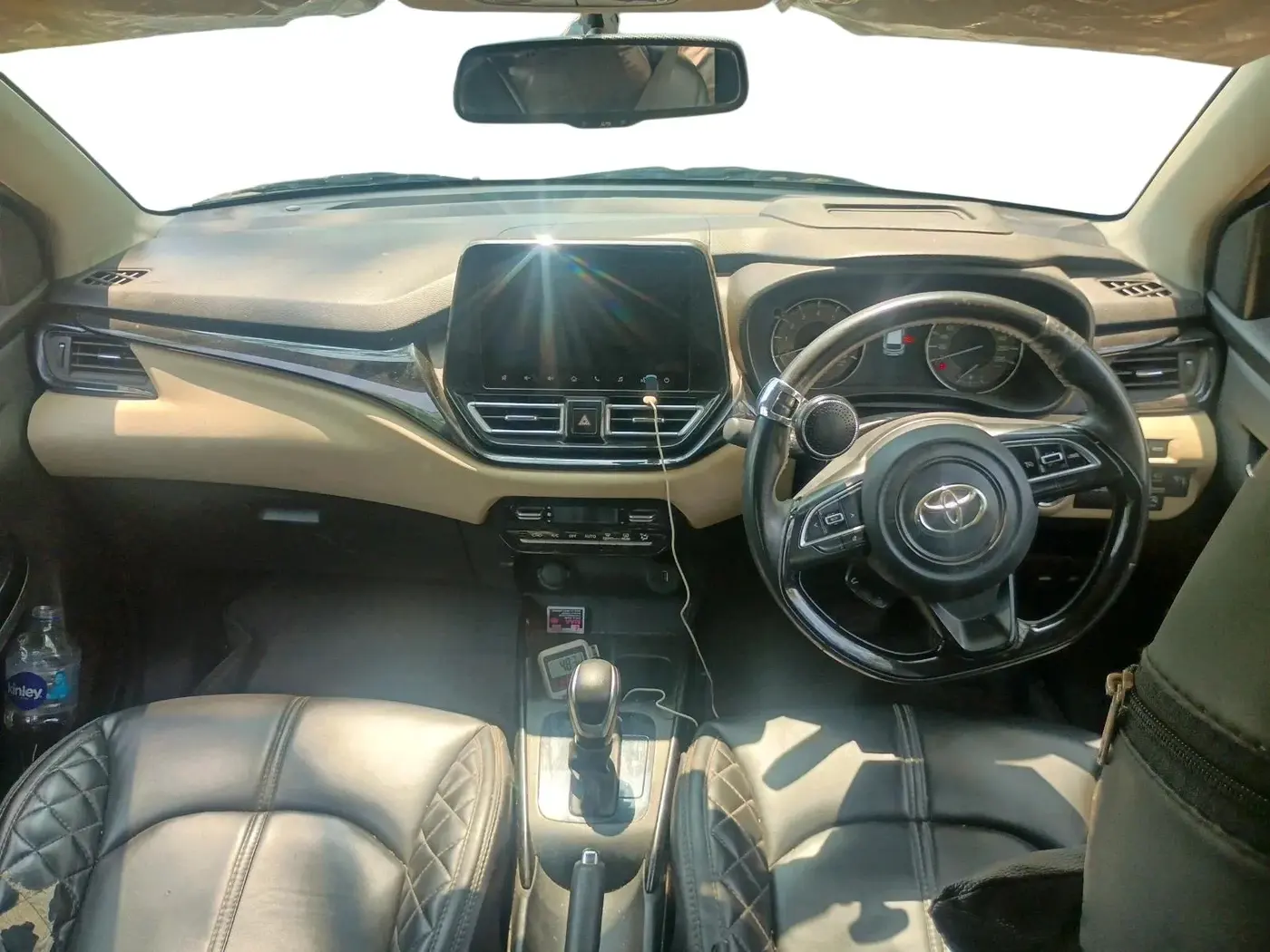 2022 Toyota Glanza V AMT, Petrol, Automatic, 80,618 km, interior