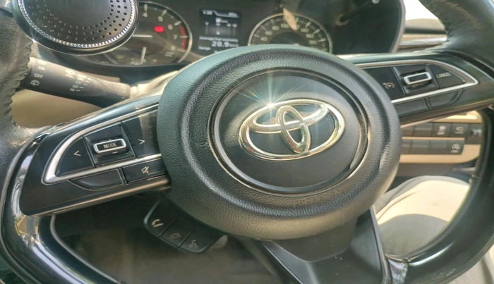 2022 Toyota Glanza V AMT, Petrol, Automatic, 80,618 km, interior
