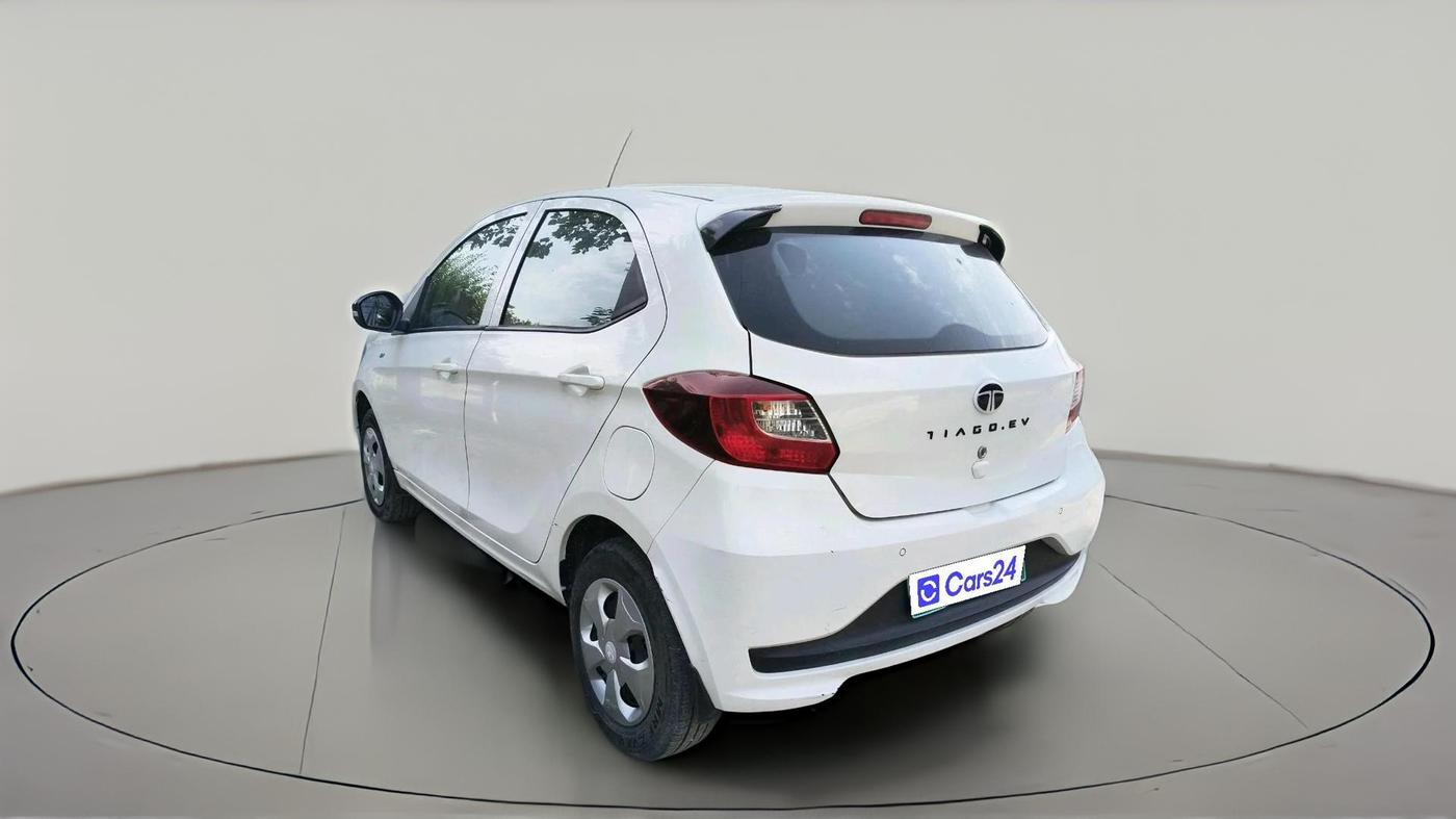 2024 Tata TIAGO EV XT LONG RANGE, Electric, Automatic, 17,868 km, exterior