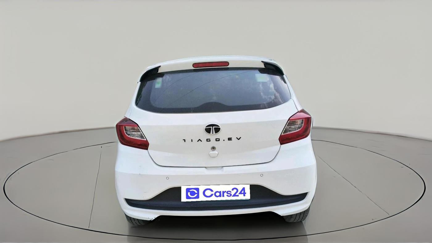 2024 Tata TIAGO EV XT LONG RANGE, Electric, Automatic, 17,868 km, exterior