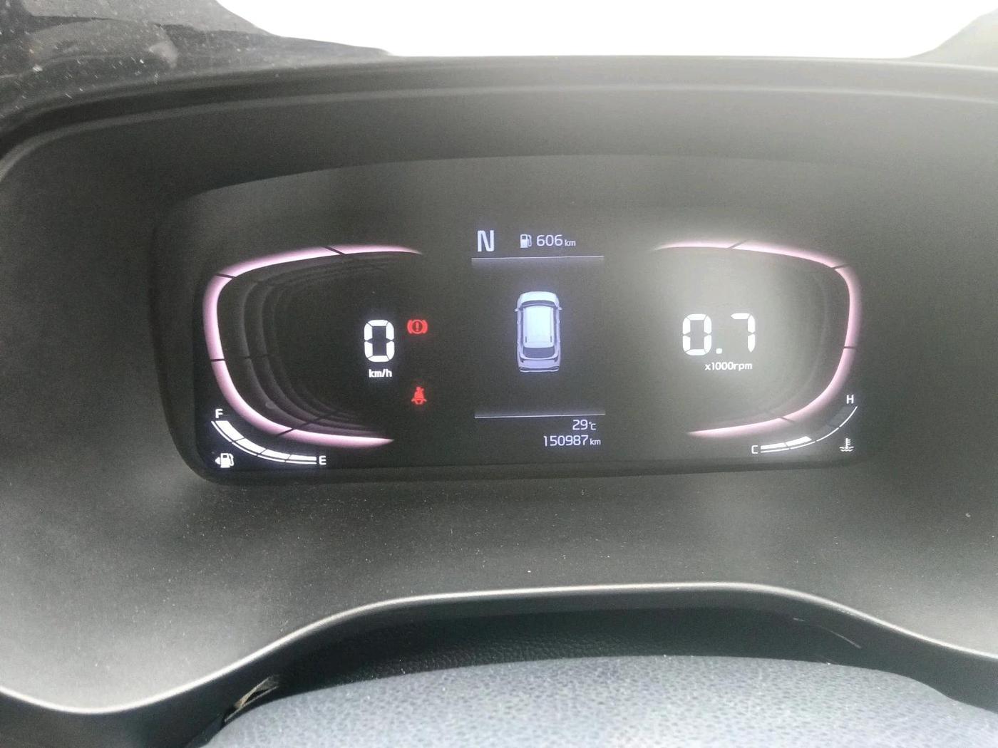 2022 KIA CARENS LUXURY PLUS 1.5 DIESEL AT 6 STR, Diesel, Automatic, 1,50,987 km, interior
