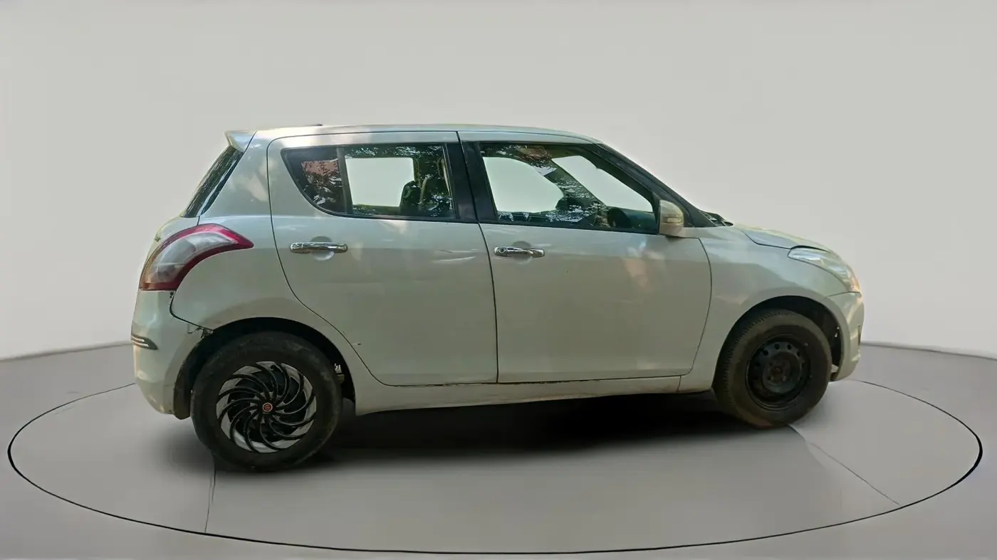 2011 Maruti Swift VXI, Petrol, Manual, 1,06,253 km, exterior