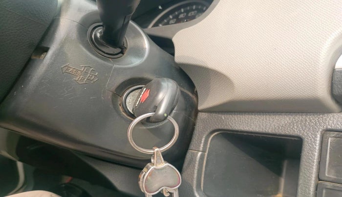 2011 Maruti Wagon R 1.0 VXI, CNG, Manual, 1,08,575 km, interior