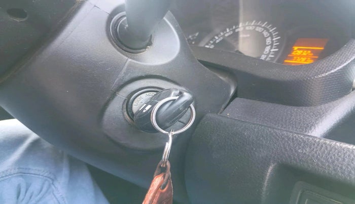 2017 Maruti Swift LXI (O), CNG, Manual, 77,287 km, interior