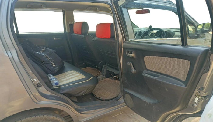 2012 Maruti Wagon R 1.0 LXI CNG, CNG, Manual, 1,12,444 km, interior