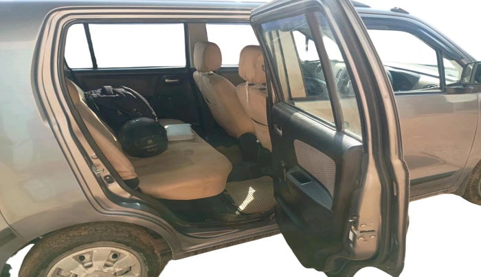 2015 Maruti Wagon R 1.0 LXI, Petrol, Manual, 94,513 km, interior