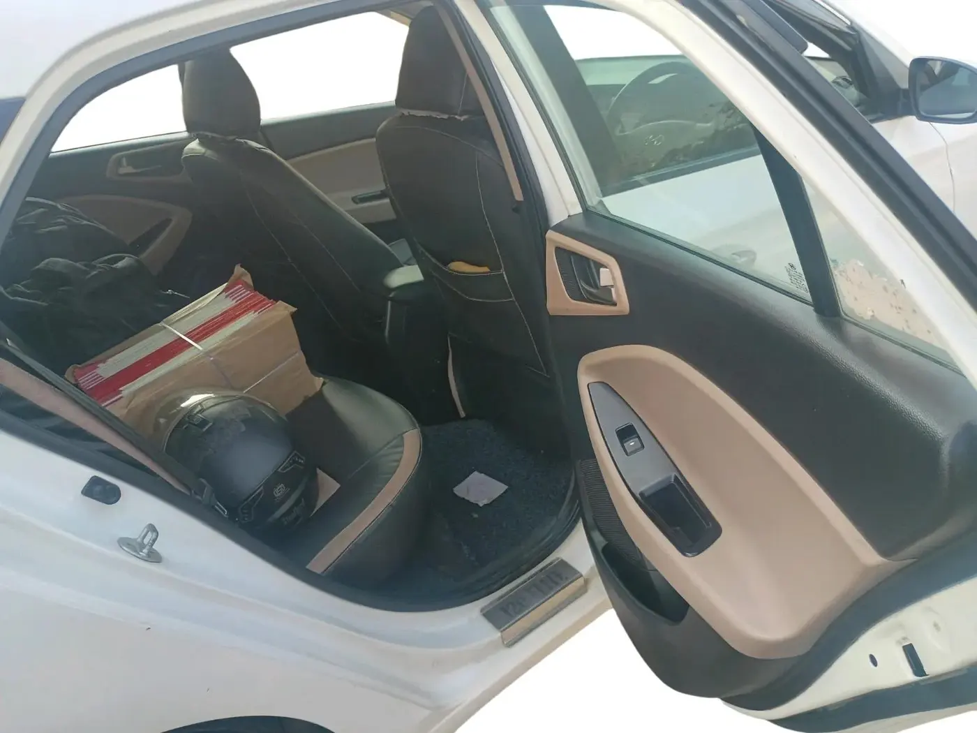 2017 Hyundai Elite i20 ASTA 1.2, Petrol, Manual, 63,852 km, interior