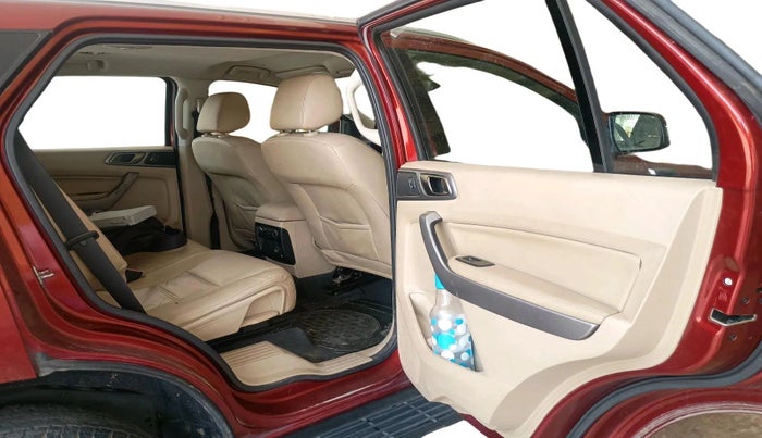 2016 Ford Endeavour TITANIUM 3.2 4X4 AT, Diesel, Automatic, 95,421 km, interior