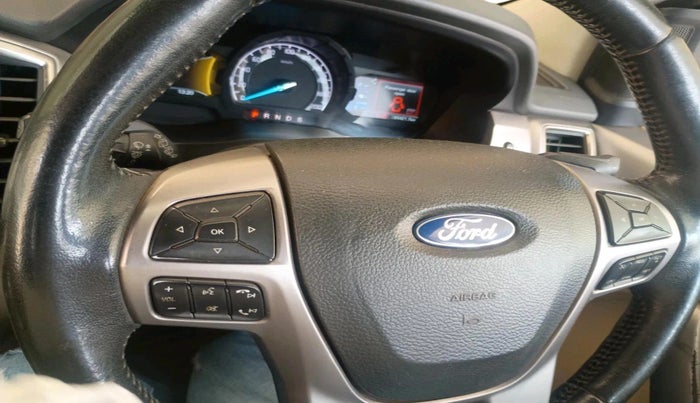 2016 Ford Endeavour TITANIUM 3.2 4X4 AT, Diesel, Automatic, 95,421 km, interior