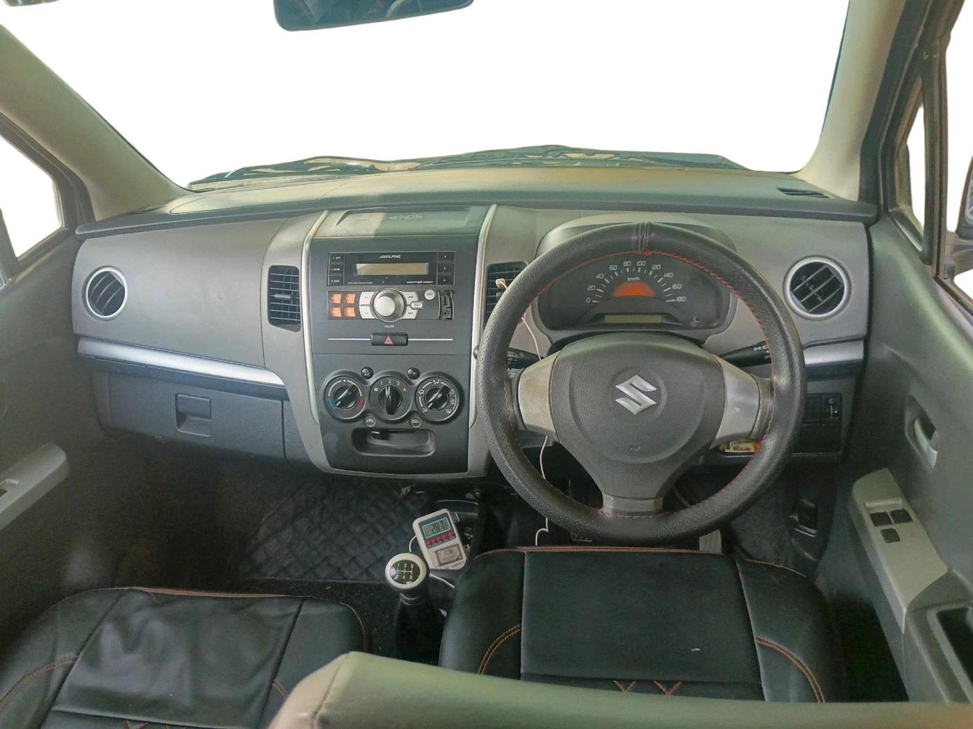 2012 Maruti Wagon R 1.0 LXI, Petrol, Manual, 33,887 km, interior