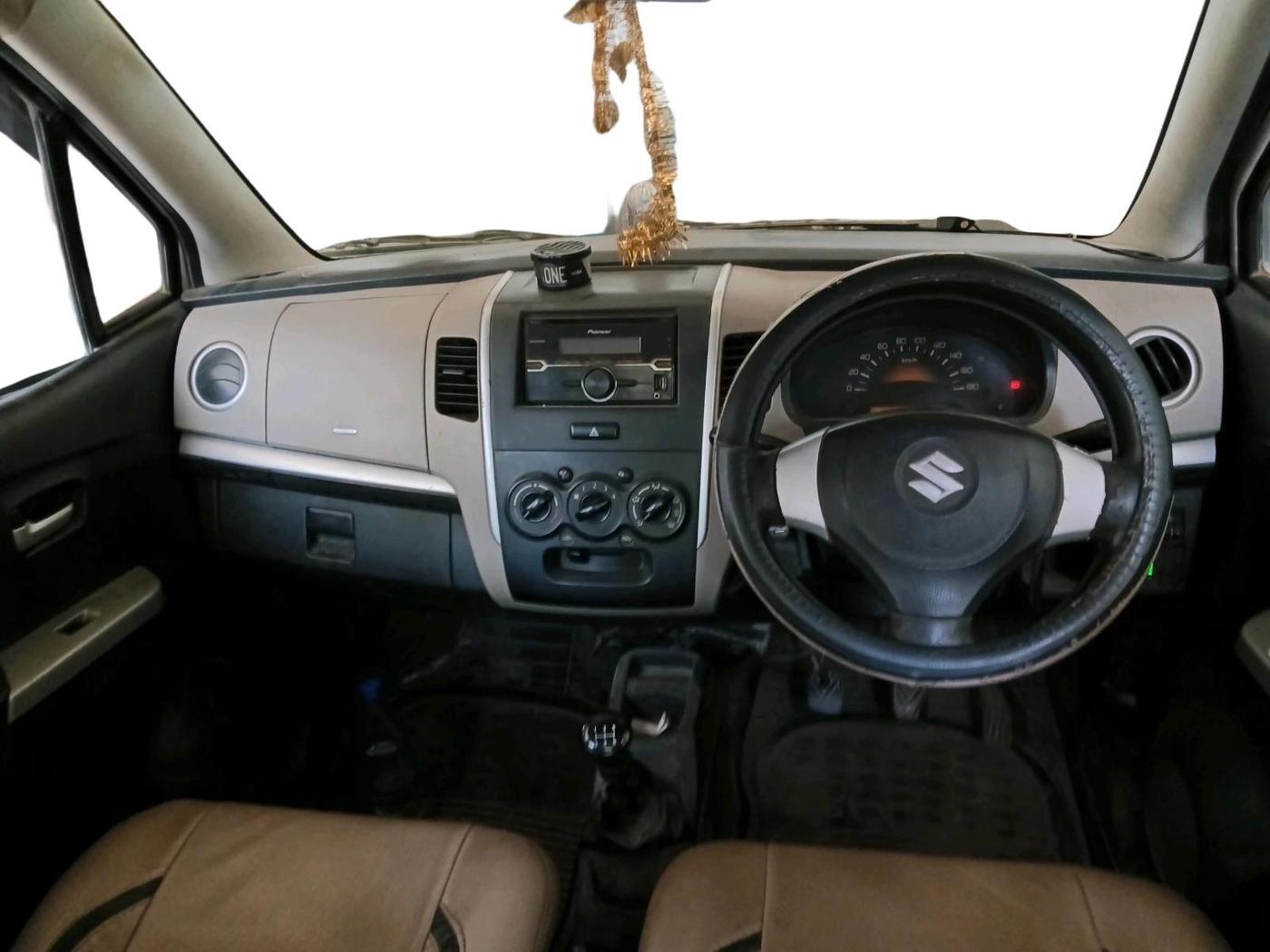 2016 Maruti Wagon R 1.0 LXI CNG, CNG, Manual, 97,837 km, interior